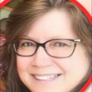 Meet your Posher, Joann